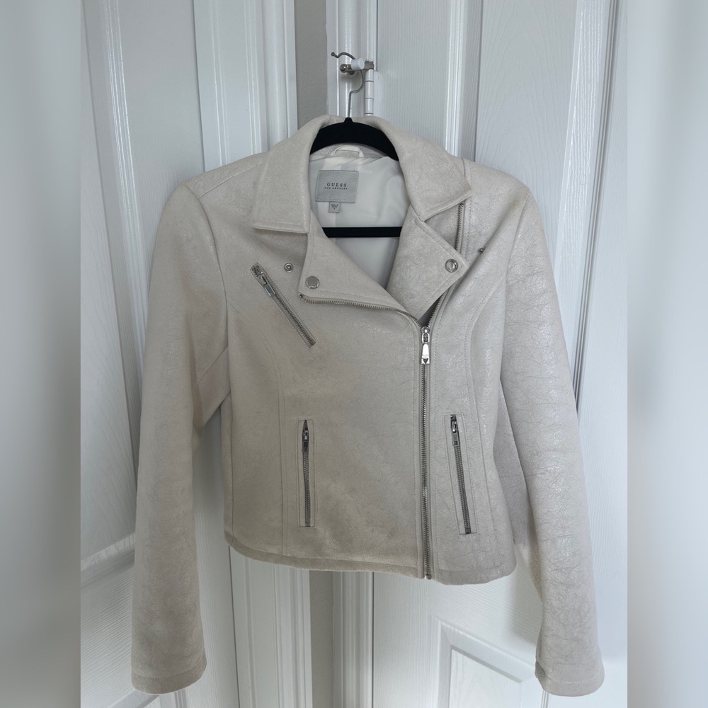 Guess Jacket Small (Used)